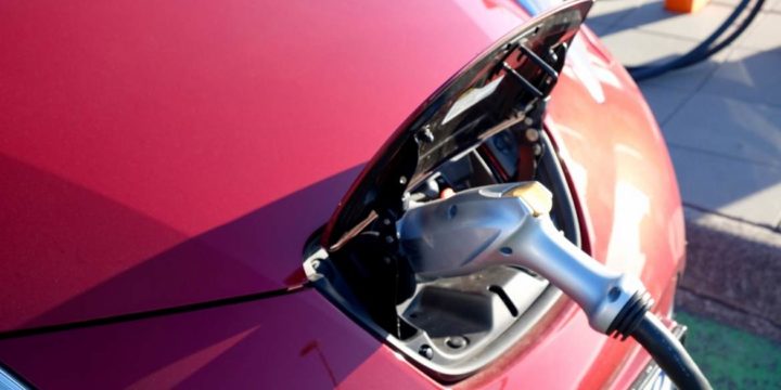 Electric vehicles provide large GHG reductions in Minnesota